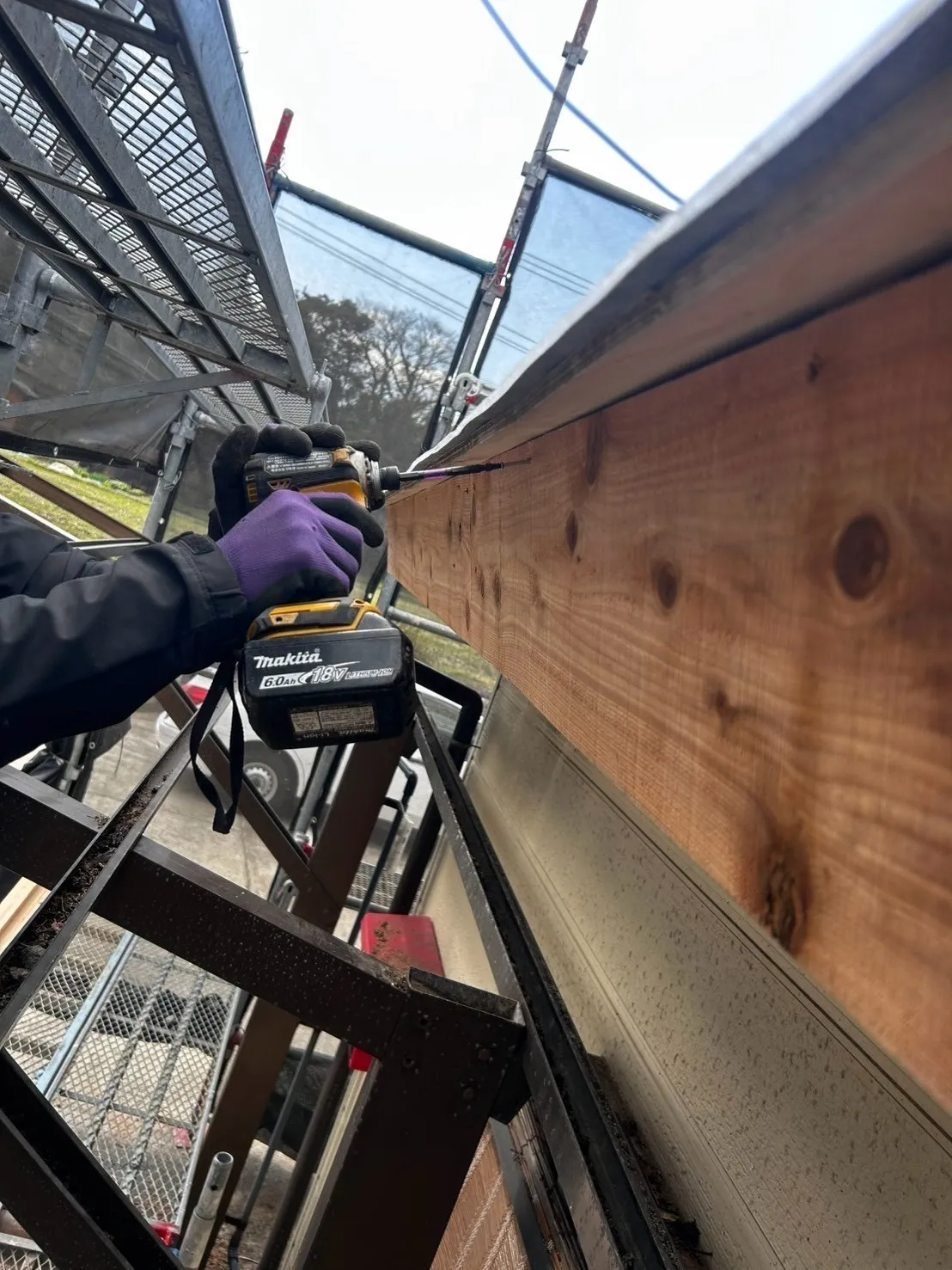 【由布市】外壁塗装+ひび割れ補修工事|ドライフレックスで耐久性アップ!【おんせんぺいんと施工事例】