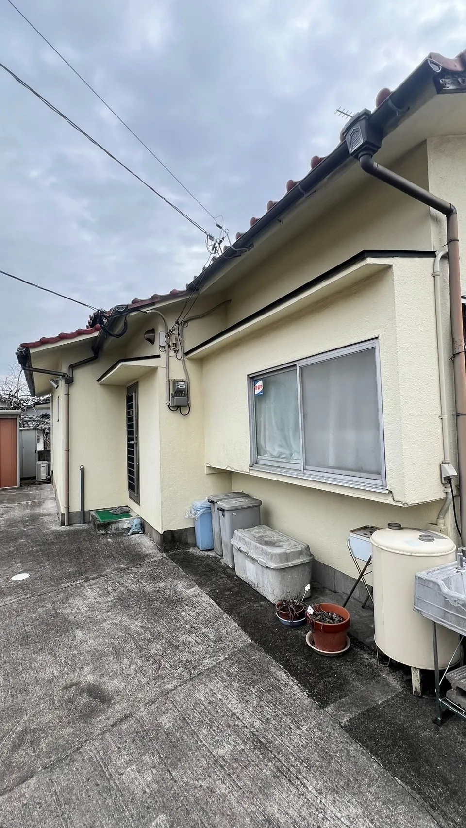 【由布市】外壁塗装+ひび割れ補修工事|ドライフレックスで耐久性アップ!【おんせんぺいんと施工事例】