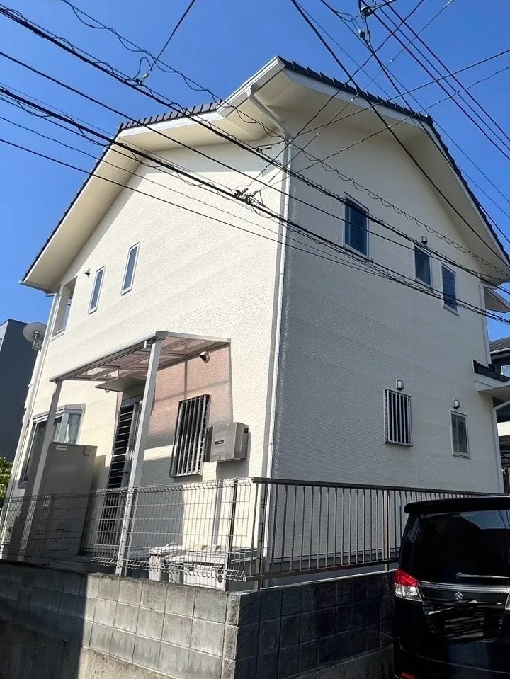 【由布市】爽やかなブルー×ホワイトで“新築級”の外観に!外壁塗装リフォーム事例