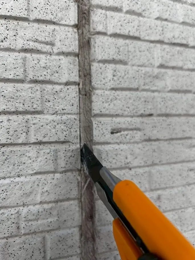 【由布市】爽やかなブルー×ホワイトで“新築級”の外観に!外壁塗装リフォーム事例