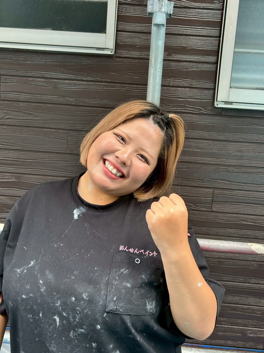 👩‍🎨おんせんペイントの女性職人｜笑顔と技術で現場を明るくする存在【大分県】