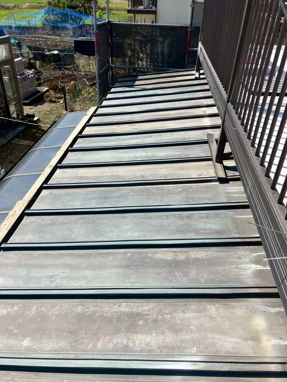 🏠【現在屋根塗装施工中】由布市・竹田市・大分市で屋根が傷みやすい本当の理由とは？