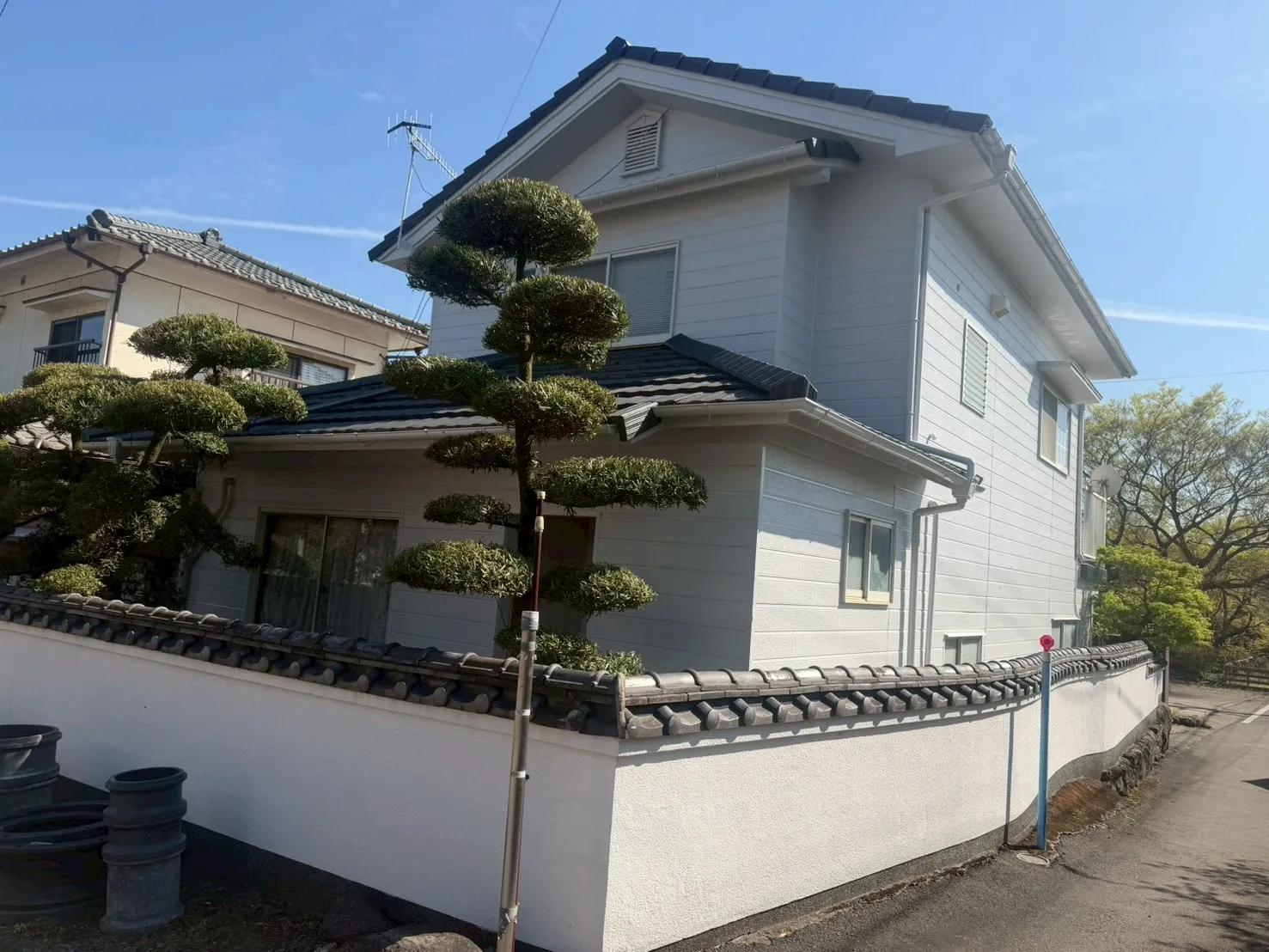 【由布市】|「なんか古く見える…」を解決|外壁塗装でここまで変わった実例公開📷