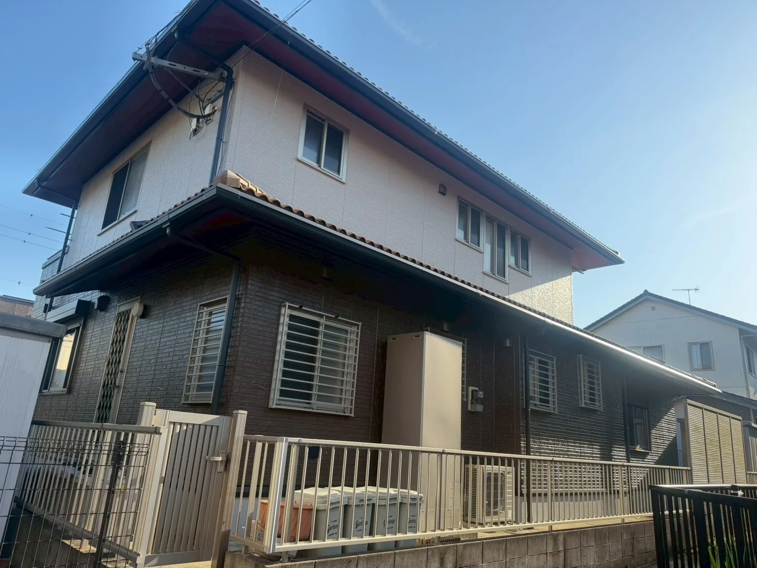 【由布市 外壁塗装】|🌸ツートンカラーでここまで変わる!高級感ある外観に生まれ変わった実例🌸