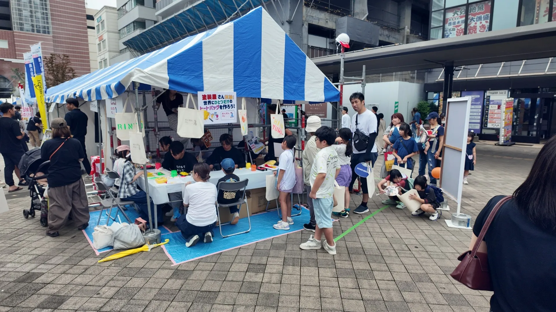 【OBS感謝祭2026】おんせんぺいんと初出展🎨✨ トートバッグ塗装体験にたくさんの方が遊びに来てくださいました！
